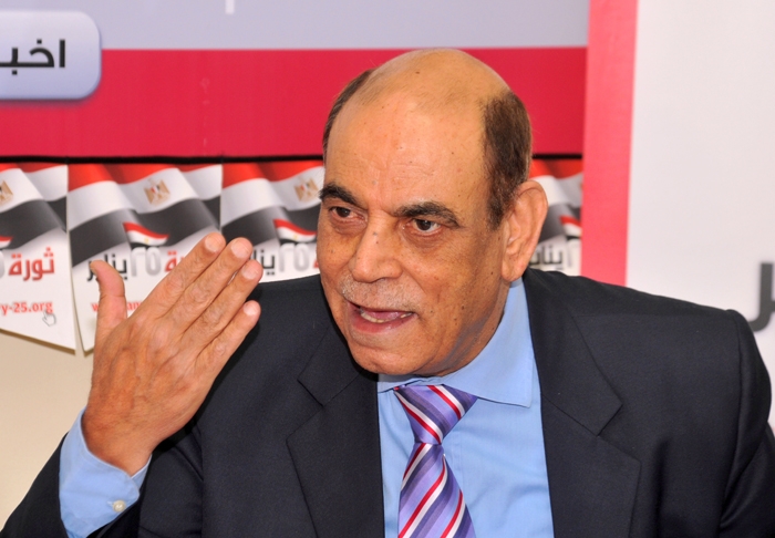 نمر حماد المستشار السياسي لرئيس السلطة