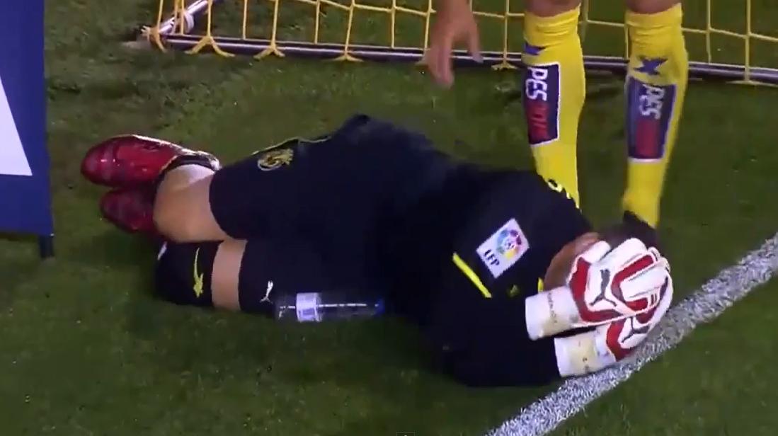 أسينخو يصرخ من الألم