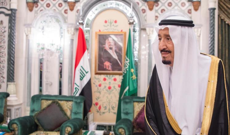 الملك سلمان تعهد بمحاسبة كل من يواجه مظاهر التحديث والانفتاح الجديدة في بلاده (رويترز)