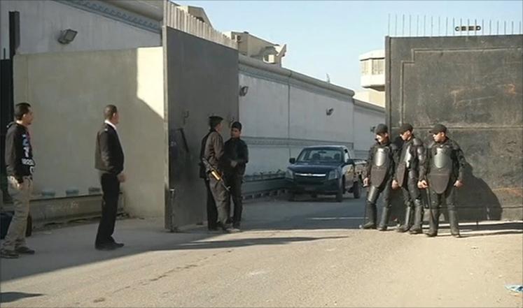 ارتفاع "المضربين عن الطعام" بسجون مصر