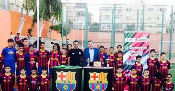 هلال القدس يوقع اتفاقية توأمة مع مدرسة برشلونة 