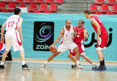 سكاكيني أثناء لعبة محلية (أرشيف)