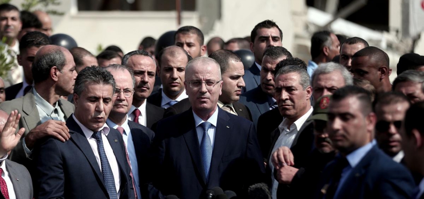 وصول وزراء حكومة التوافق لغزة عبر معبر "إيرز"