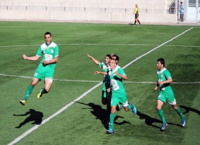 فرحة لاعبي الظاهرية في لقاء سابق