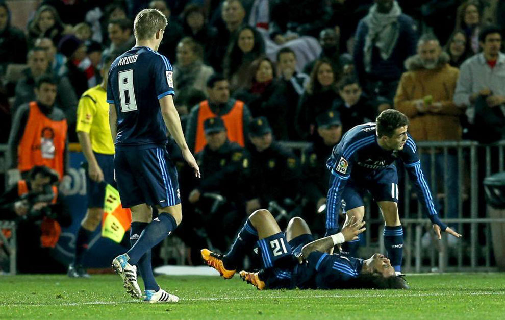 لحظة إصابة مارسيلو