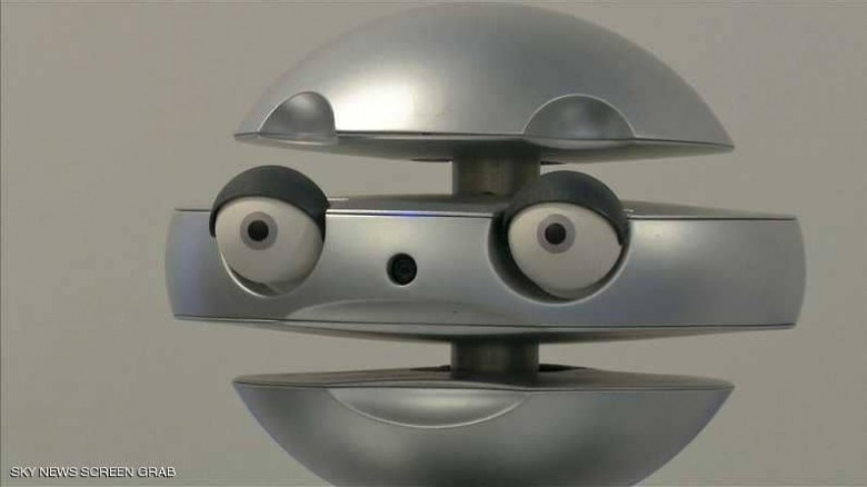 "تفنيش" رجل آلي من سوبر ماركت