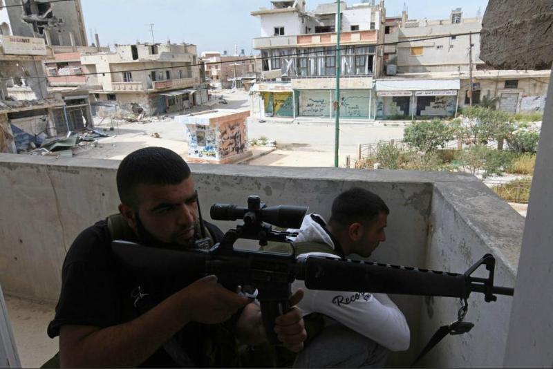 ثوار من الجيش الحر