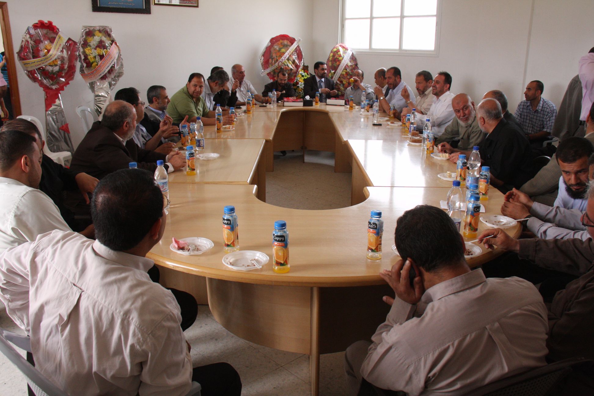 تسليم مباني نادي شباب خان يونس