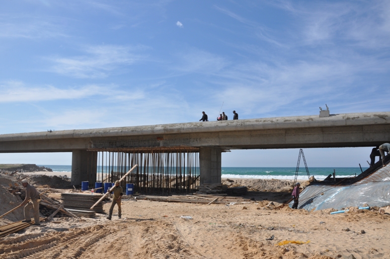 جسر وادي غزة