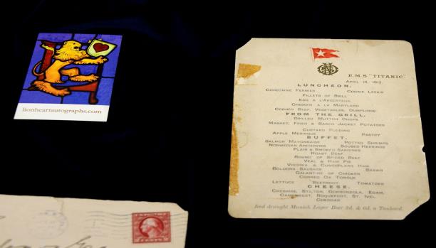 من تذكارات السيفنة "تايتانيك" (getty)