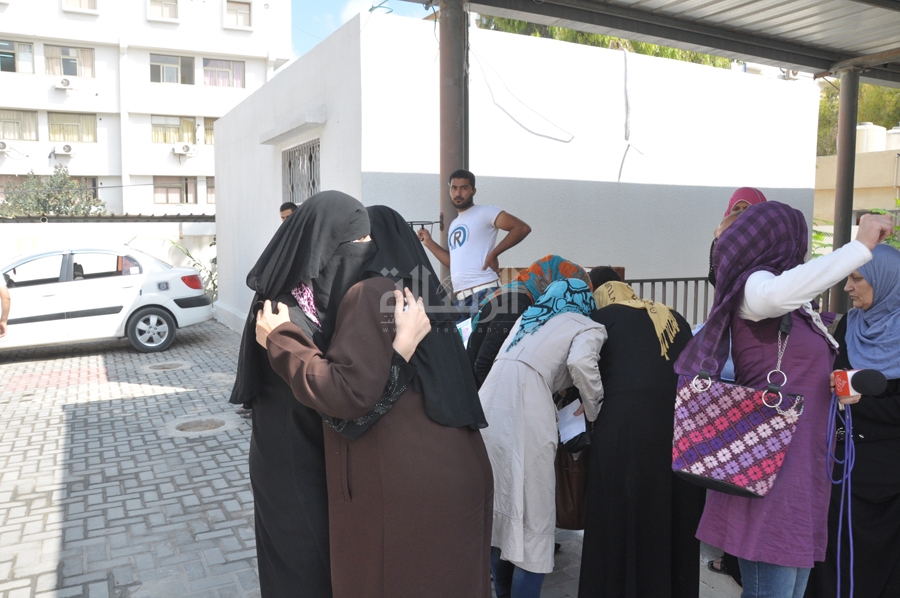 فرحة النجاح  بالتوجيهي ( أرشيف)