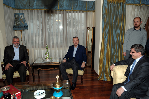 زيارة هنية لتركيا ولقاءه باردوغان (ارشيفية)