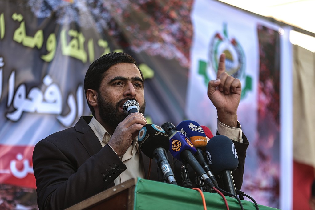 خلال كلمة القيادي في حركة حماس مشير المصري