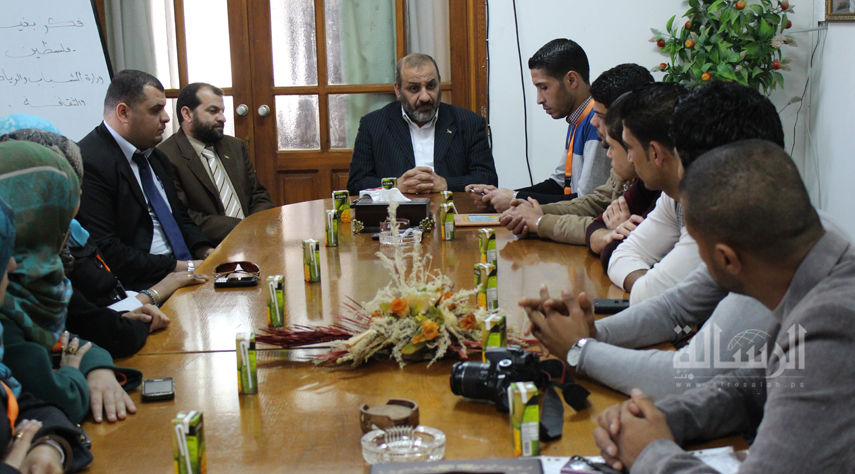 تكريم متطوعي حملة "فكر بغيرك" الشبابية