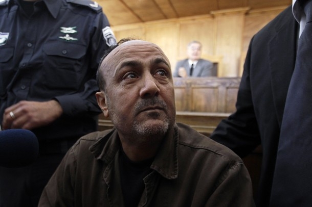 السلطة تشكل قيادة بديلة للاضراب والتفاوض تستثني البرغوثي