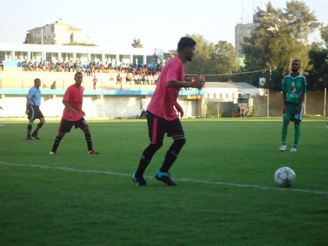 أحمد ميط لاعب المشتل الجديد وخدمات البريج سابقا