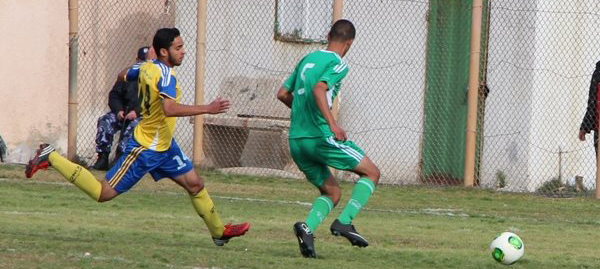 جانب من مباراة القادسية وشباب جباليا