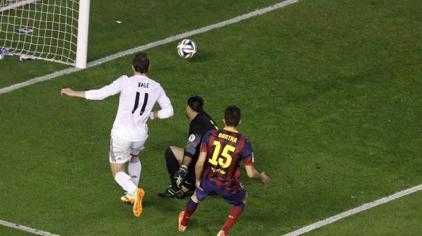 هدف بيل في مرمى برشلونة