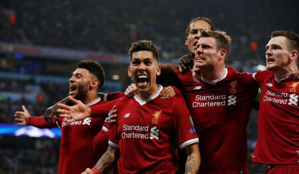 فرحة لاعبي ليفربول بالفوز