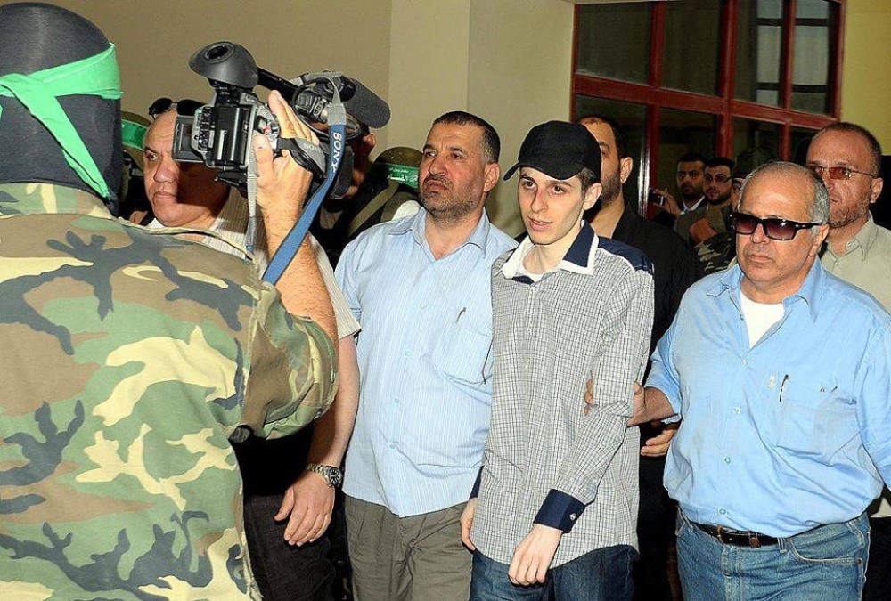 الشهيد احمد الجعبري أثناء صفقة وفاء الأحرار