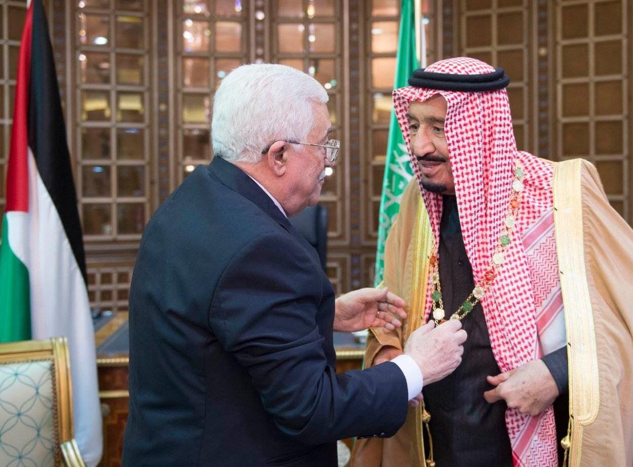 عباس والملك سلمان