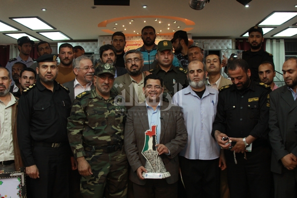 صورة جماعية للأبطال العسكريين