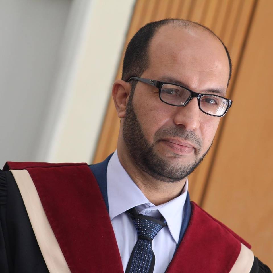 الكاتب الاستاذ رامي أبوزبيدة 