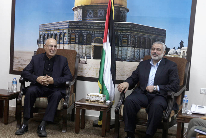 خلال اللقاء