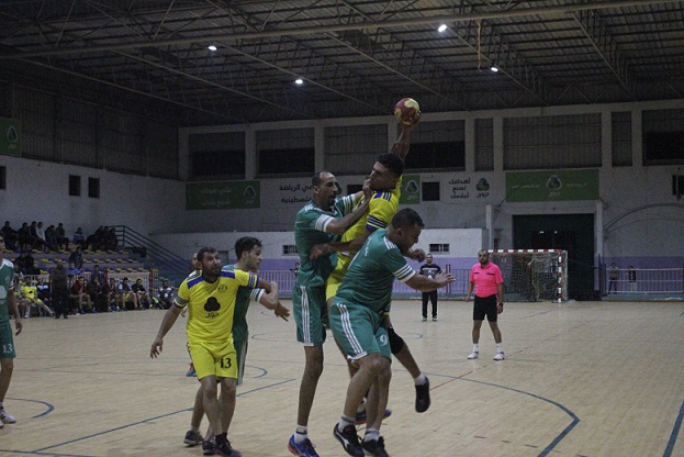 جانب من أحد مباريات البطولة