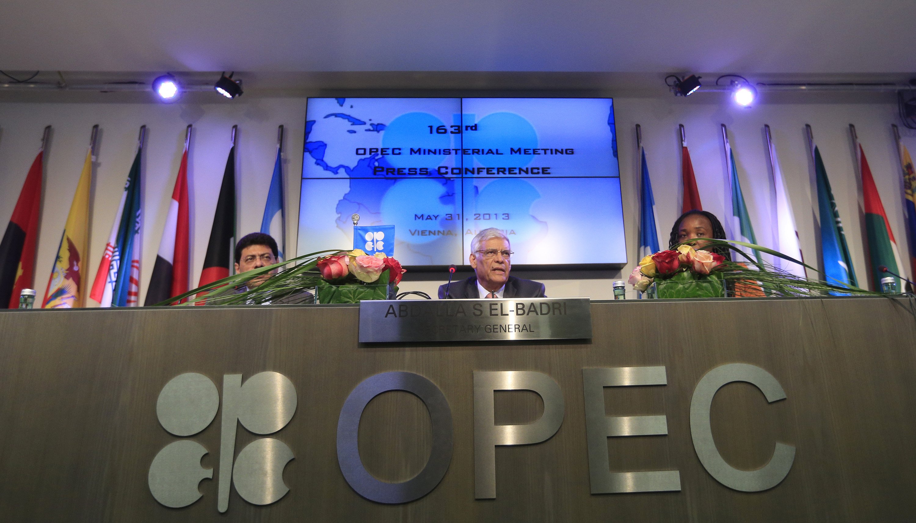 اجتماع لمنظمة الاوبك "أرشيف"