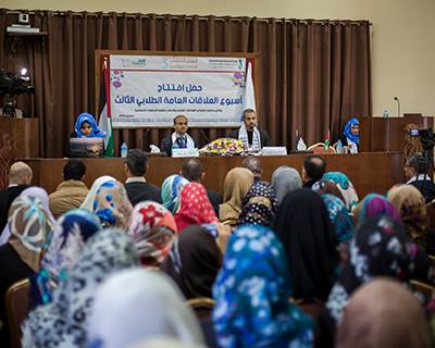 خلال ندوة عقدتها الكلية الجامعية في أسبوع العلاقات العامة