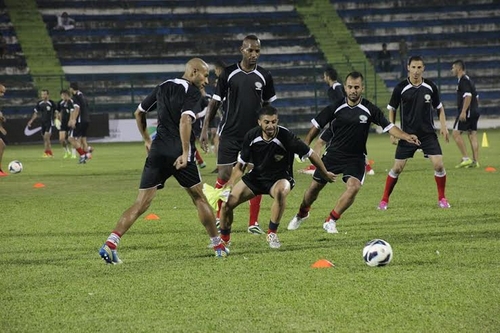جانب من تدريبات الوطني في الهند
