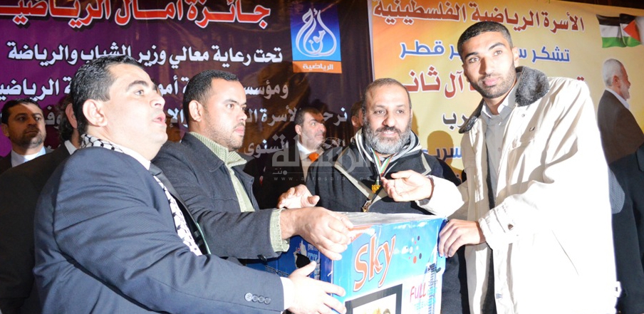 سامي سالم الفائز بجائزة أفضل مدافع في القطاع