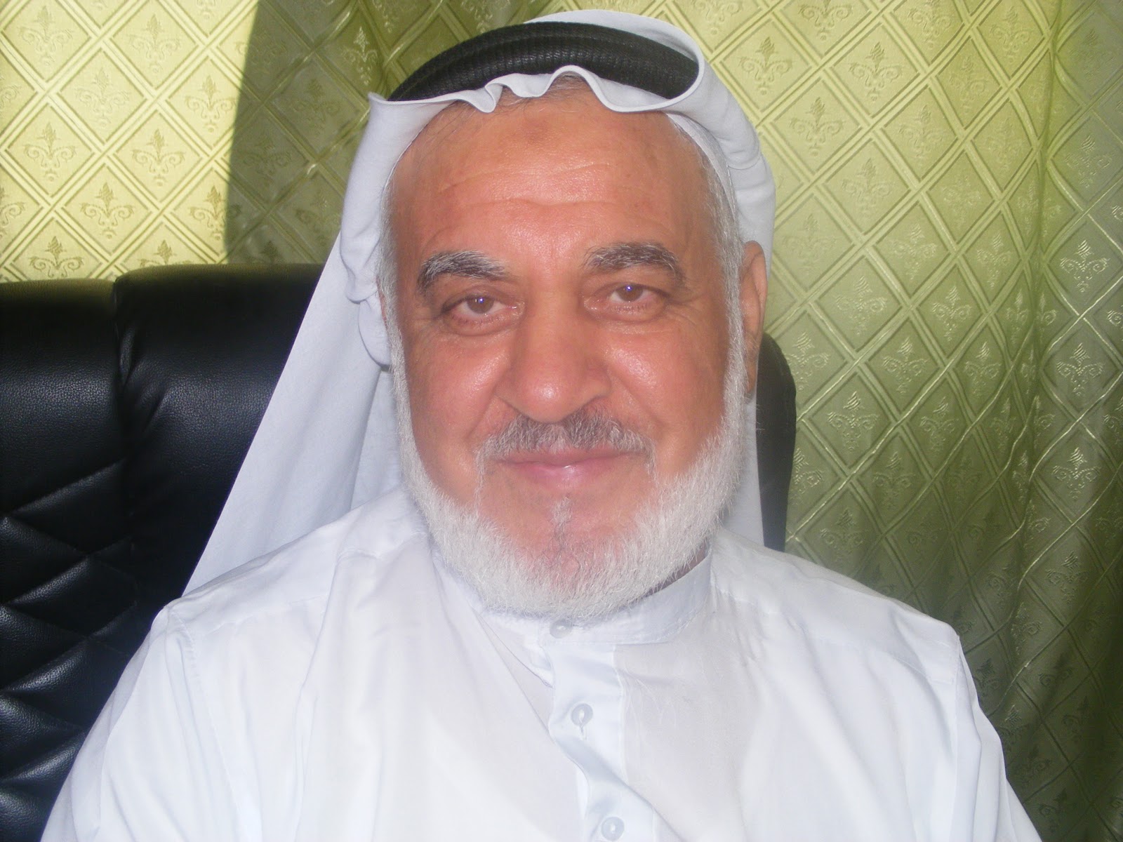 صورة للدكتور سالم سلامة 