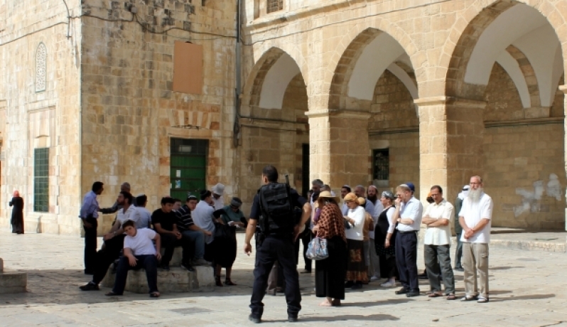 خلال اقتحام باحات المسجد الأقصى (الأرشيف)