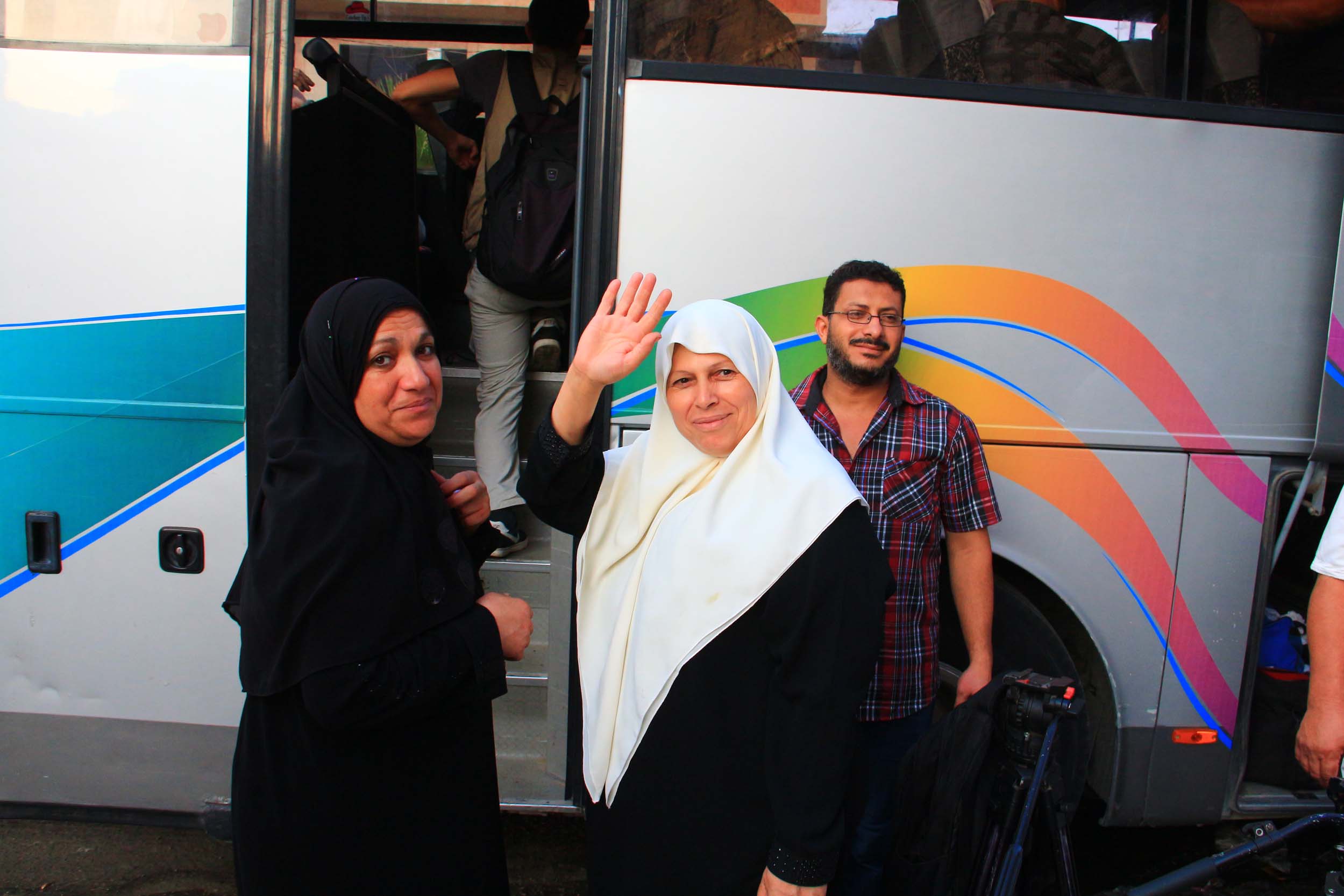 صورة خلال مغادرة الحجاج صباح اليوم (عدسة: محمود أبو حصيرة)