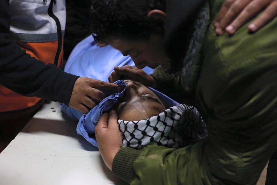 جثمات الشهيد الطفل إبراهيم عبد الحليم داوود