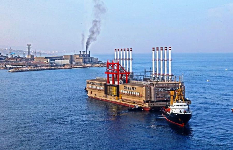 سفينة كهرباء تركيا لغزة