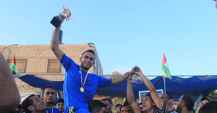 تتويج فريق عائلة الغصين