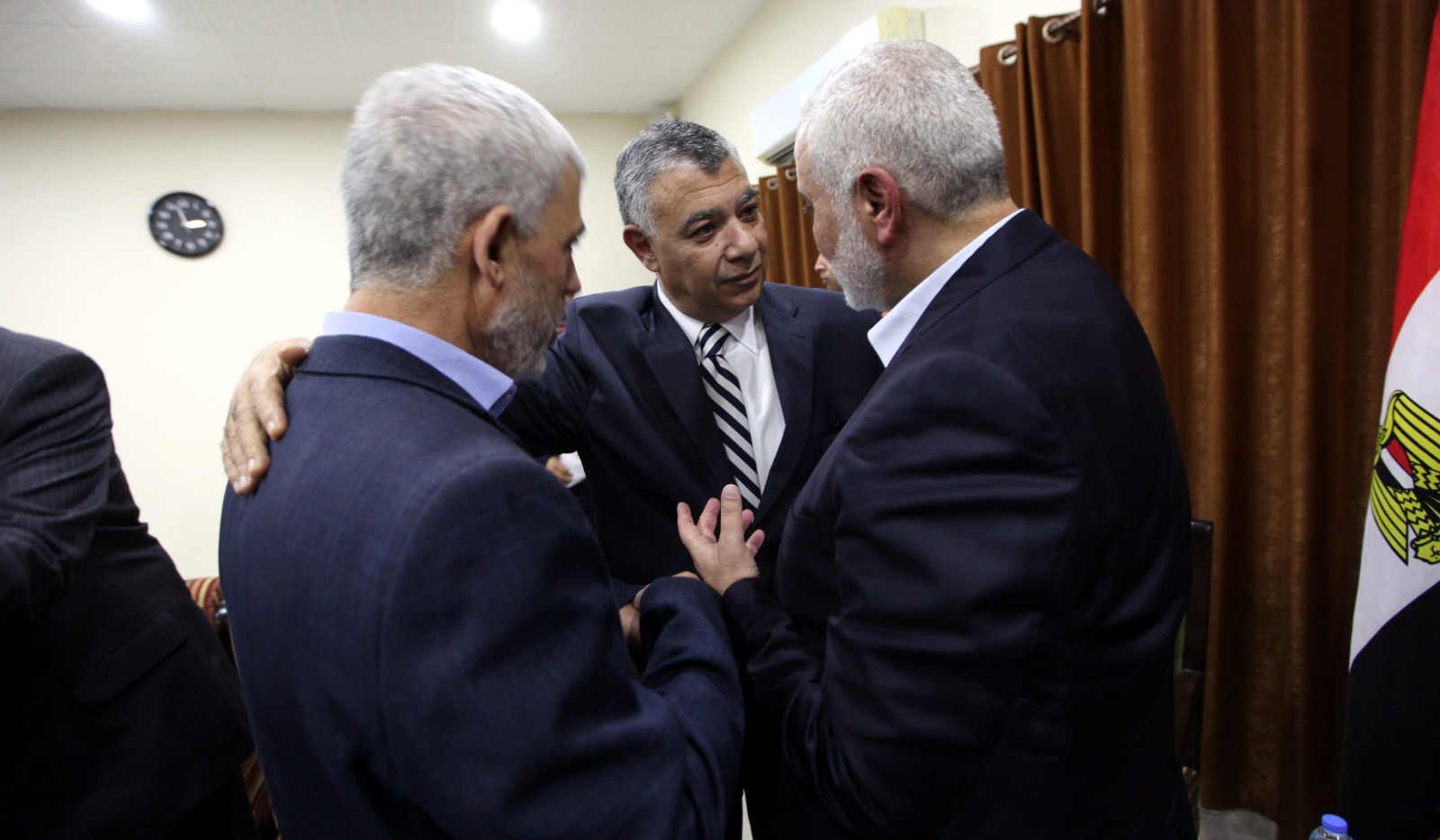 السيسي يقيل خالد فوزي من قيادة المخابرات المصرية