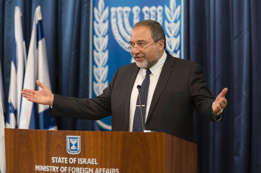 وزير الخارجية (الإسرائيلي) "أفيجدور ليبرمان"