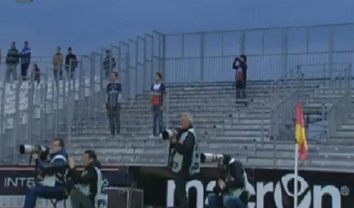 ثلاثة مشجعين فقط لسان جيرمان أمام أجاكسيو