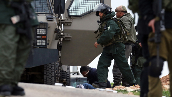 "الشاباك" يزعم اعتقال خلية فلسطينية ممولة من إيران