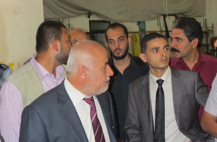 خلال زيارة  إسماعيل جبر النائب العام لبيت عزاء آل مهدي