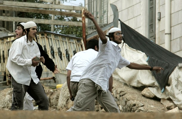 مستوطنون  بالضفة (أرشيف)