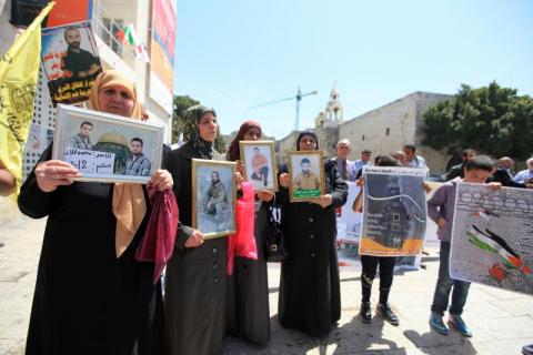 أسير جديد ينضم لقائمة المضربين عن الطعام