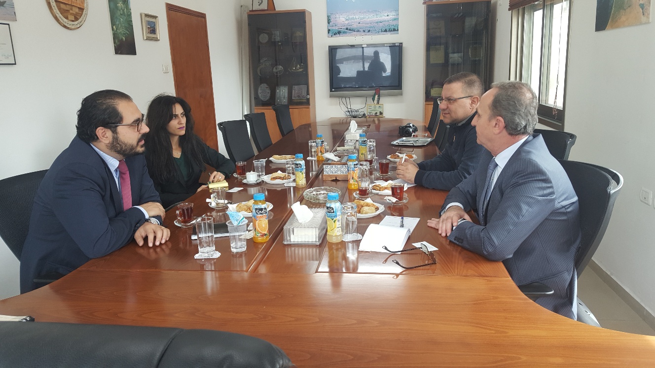 "الغرف التجارية" تبحث التعاون التجاري مع سويسرا