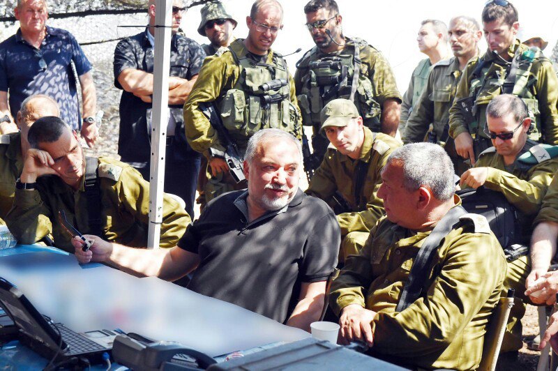 خلال زيارته