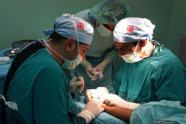 وفد طبي تركي