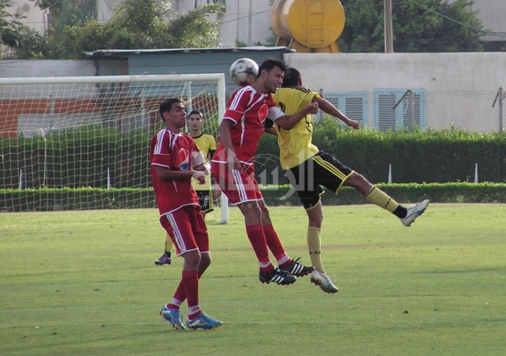 جانب من مباراة الأهلي وخدمات النصيرات